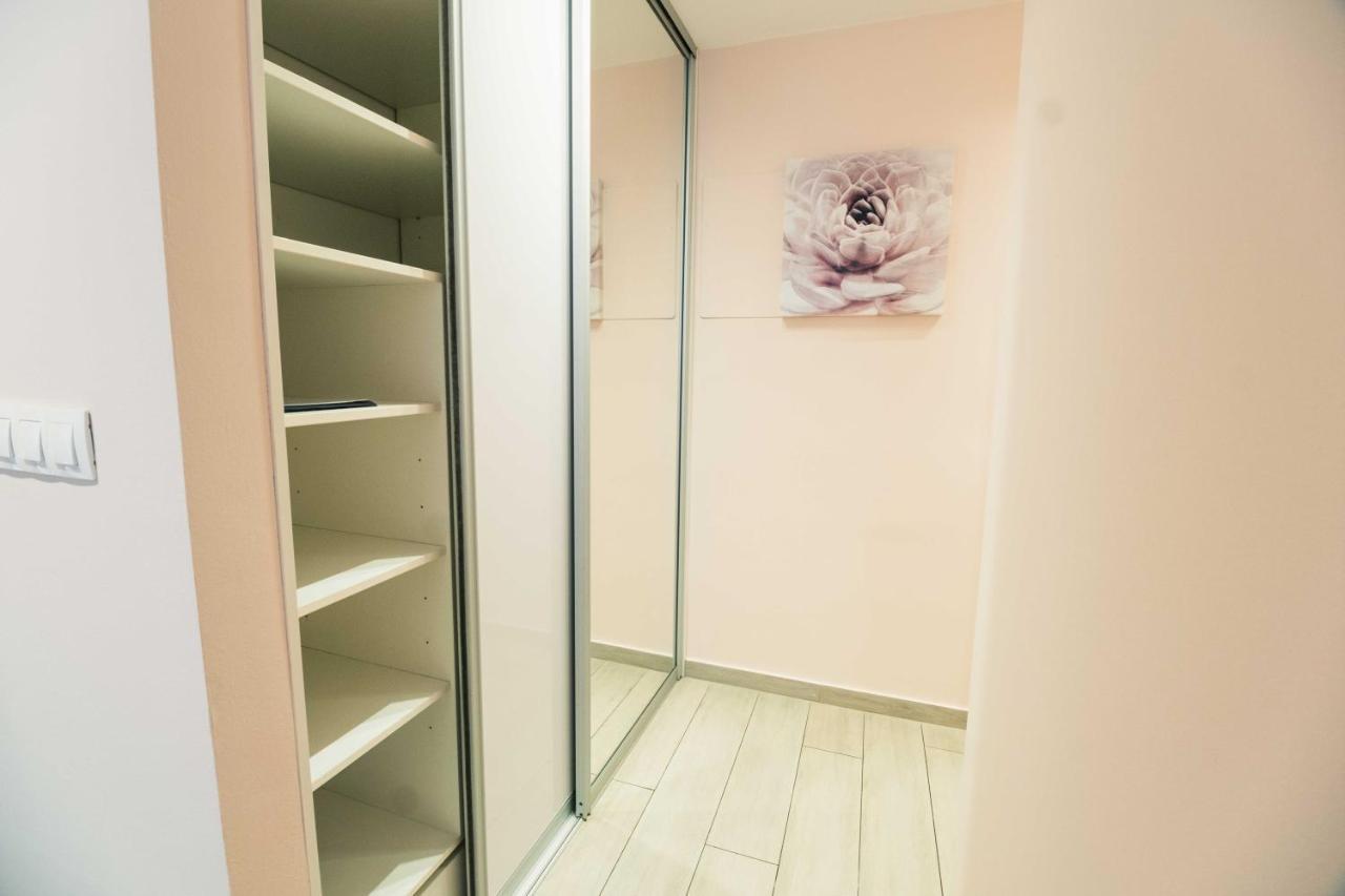 The Place Apartments Hebrangova Zagreb Exterior foto